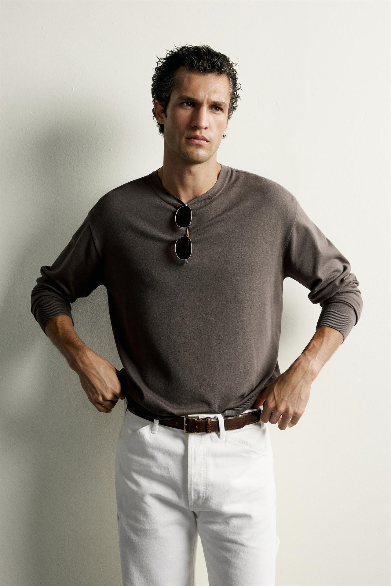 BASIC REGULAR FIT SWEATER — Dark brown