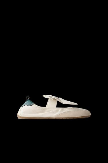 SPORTY BALLERINA SHOES WITH BOW - White by Zara - Image 0