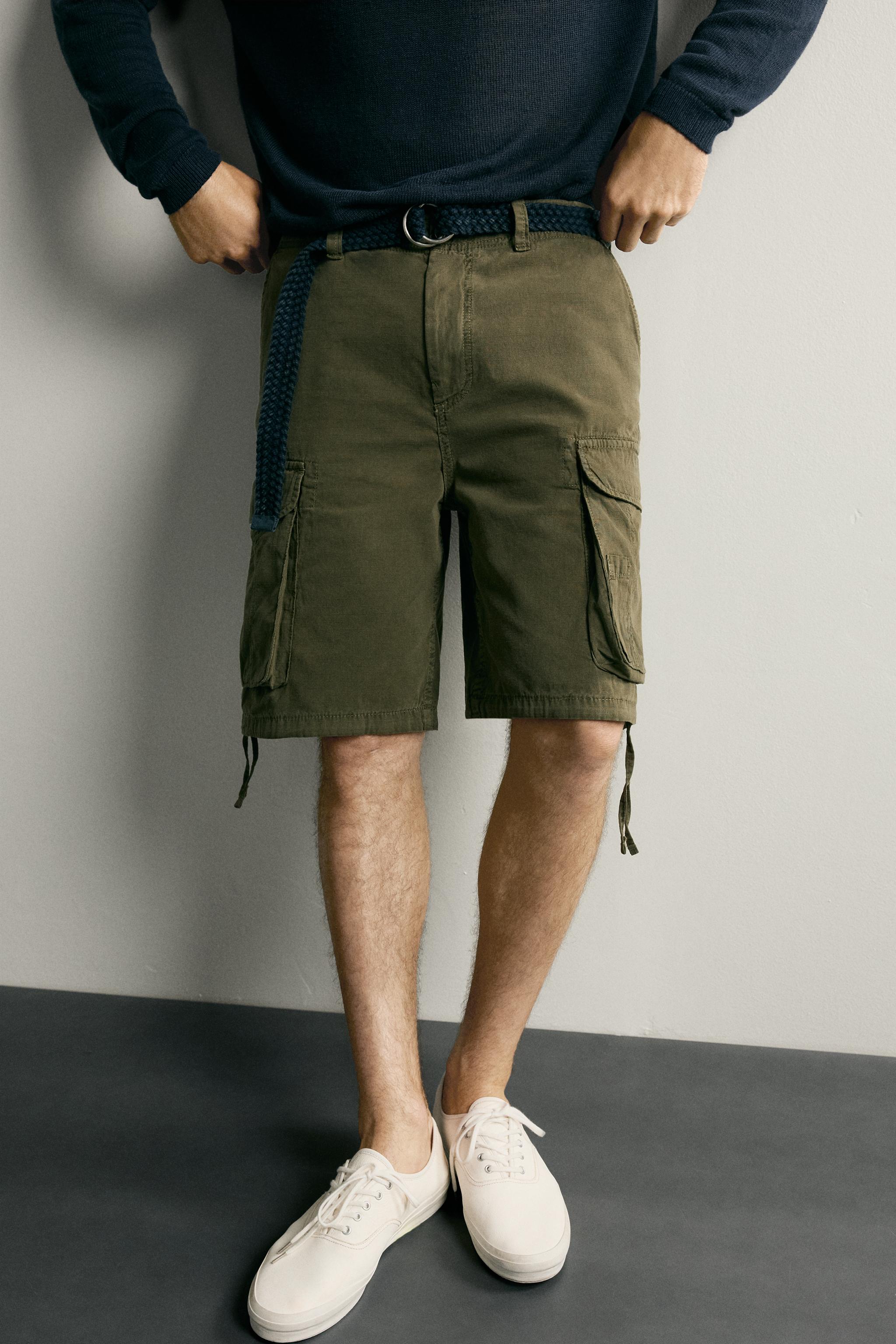 REGULAR FIT CARGO SHORTS WITH TABS