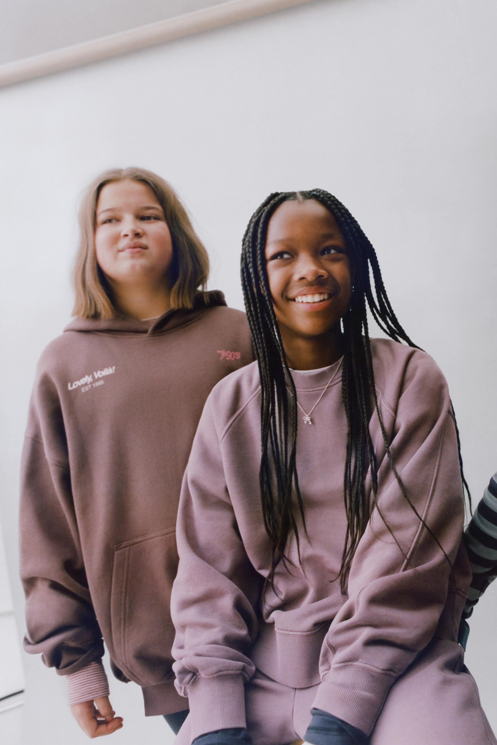 WASHED-EFFECT SLOGAN SWEATSHIRT — Plum (alternate view)