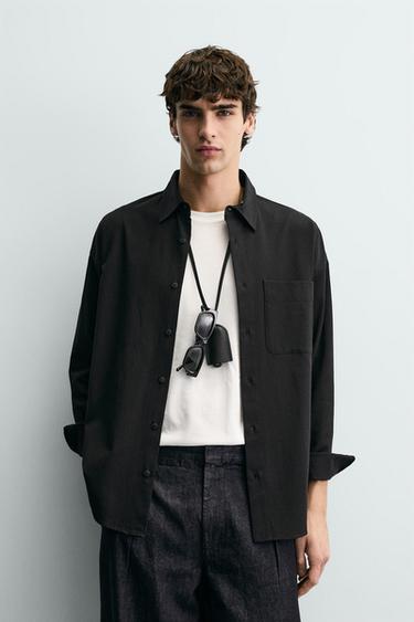 CAMISA FLUIDA RELAXED FIT - Negro de Zara