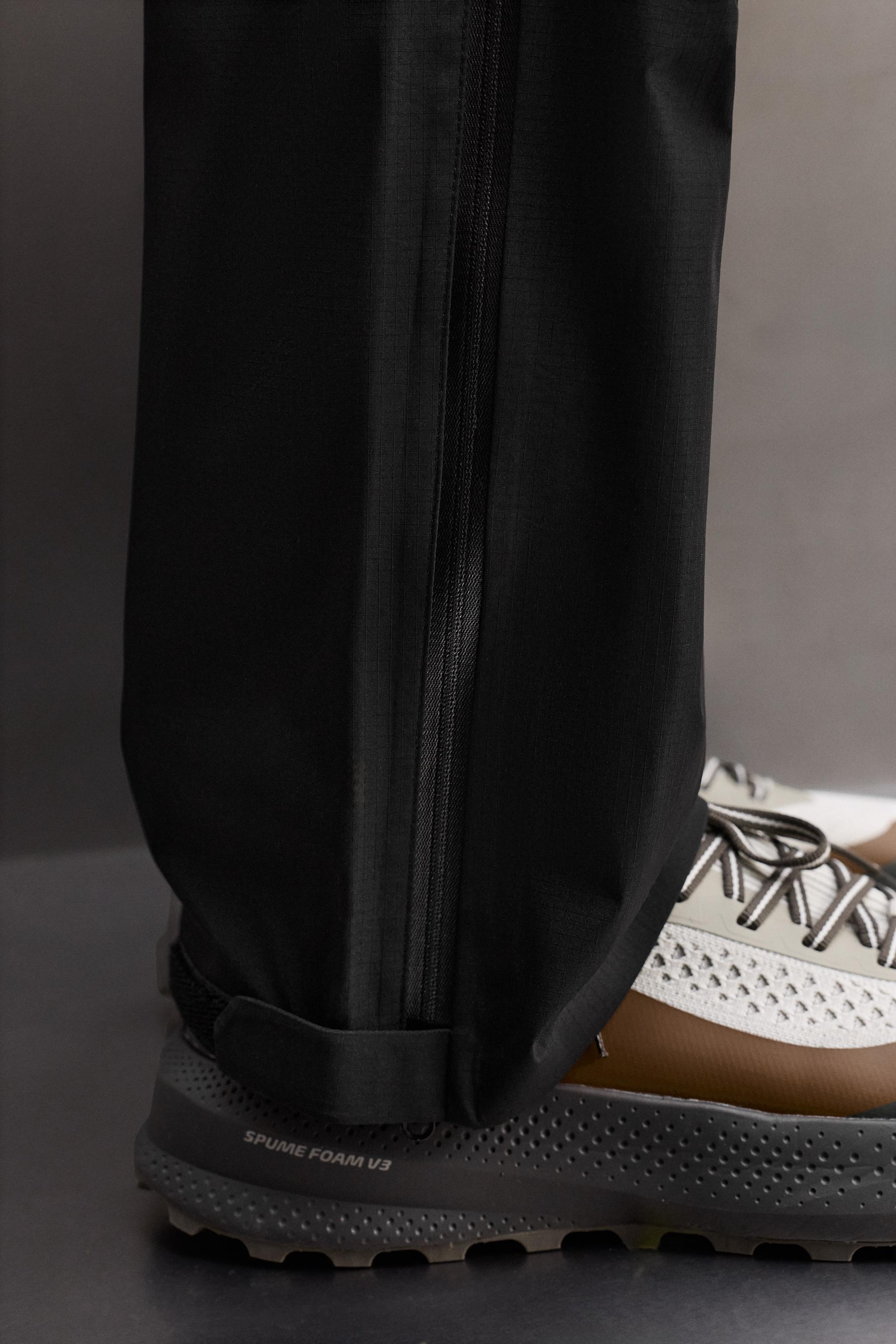 TECHNICAL SHELL WATERPROOF PANTS