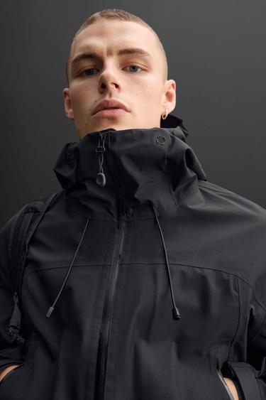 BLOUSON TECHNIQUE IMPERMÉABLE - Noir de Zara - Image 4