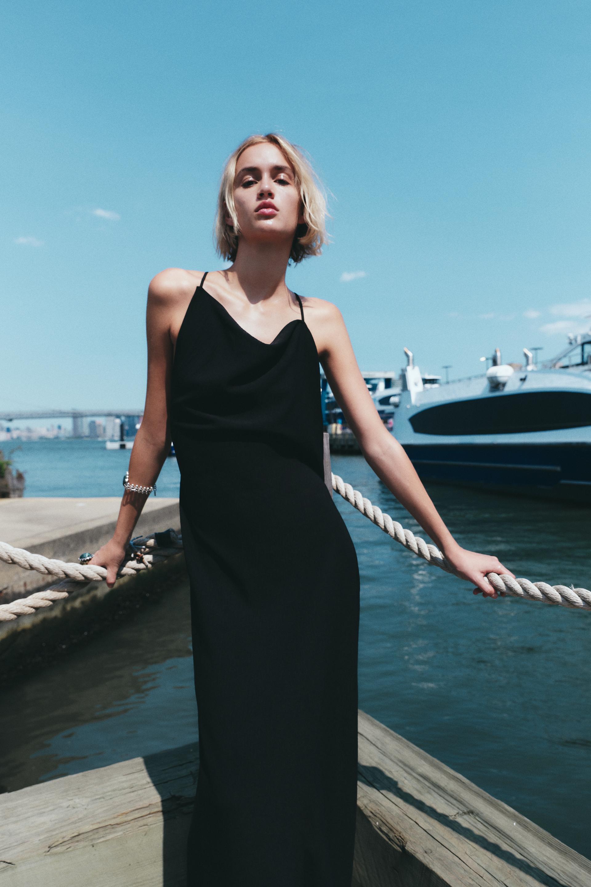 FLOWY ASYMMETRICAL DRESS Black ZARA Canada