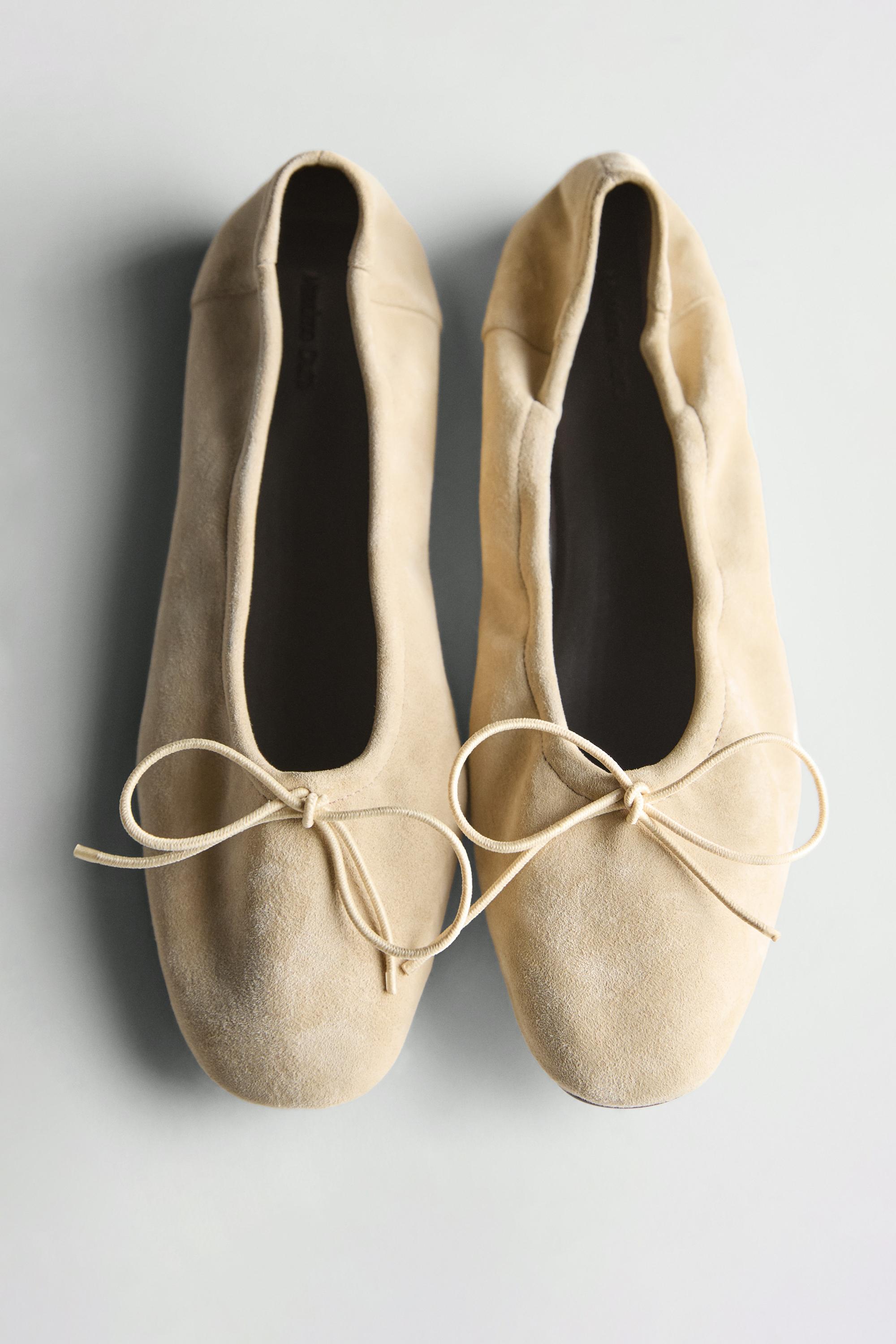 Ballerines froncées avec nœud
