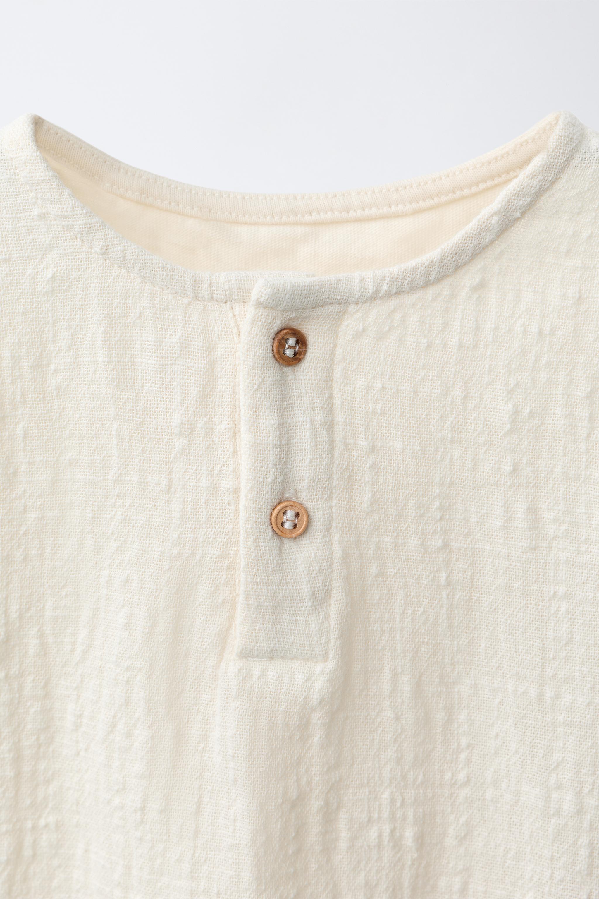 BUTTONED COMBINATION T-SHIRT