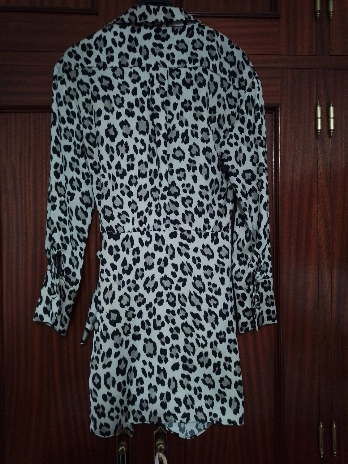 PRINTED WRAP DRESS - Image 2