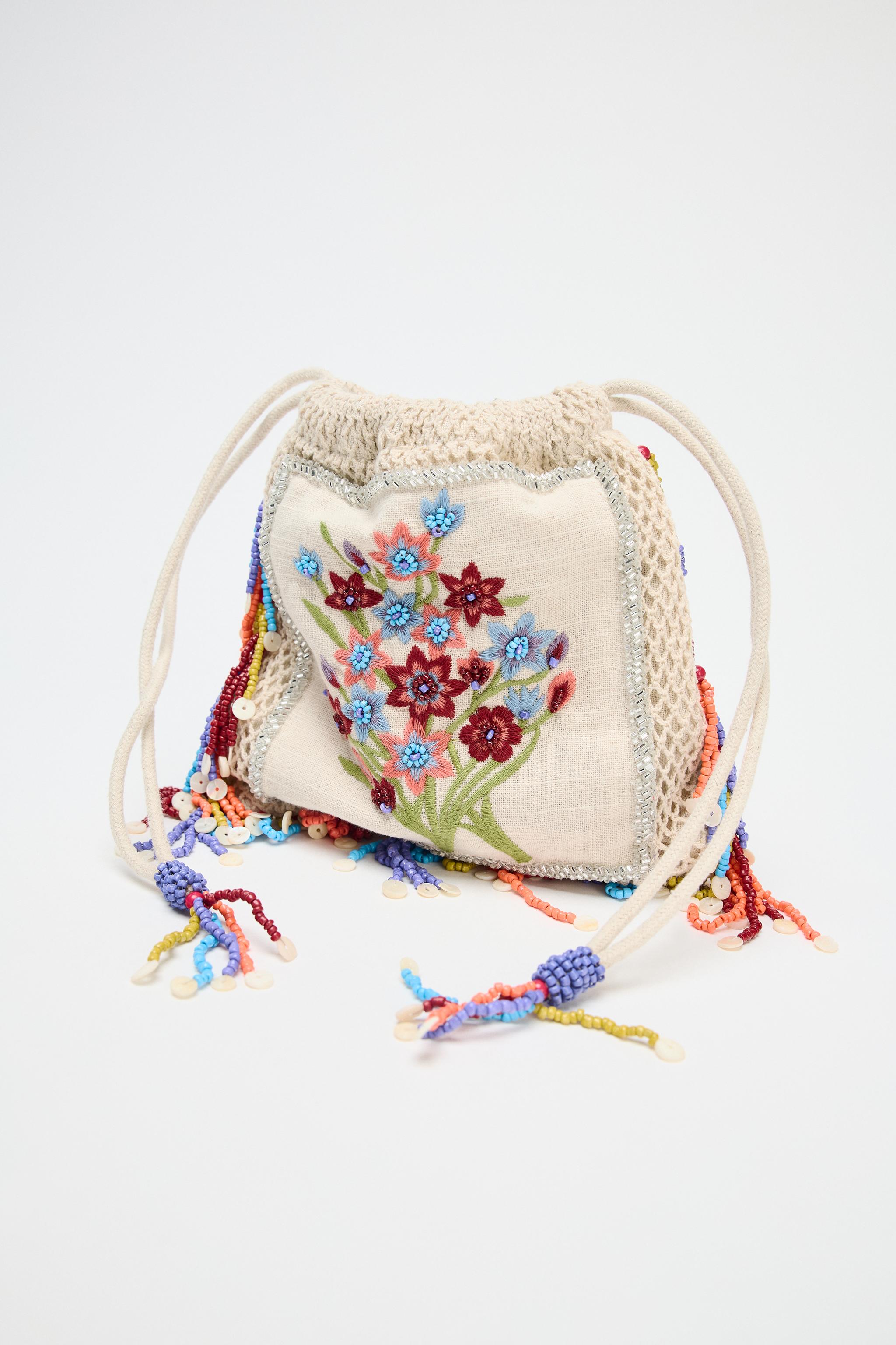 ☆ドイツ発*ZARA*新作*FLORAL刺繍ビーズバケットバッグ/TH☆ ☆ドイツ発*ZARA*新作*FLORAL刺繍ビーズバケットバッグ/TH