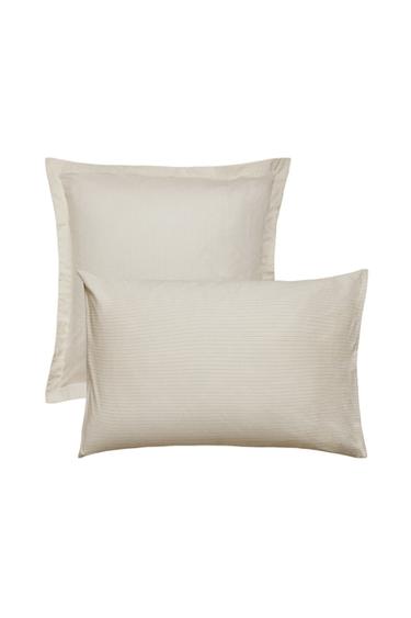 FUNDA ALMOHADA SATÉN RAYAS (300 HILOS) - Crudo de Zara