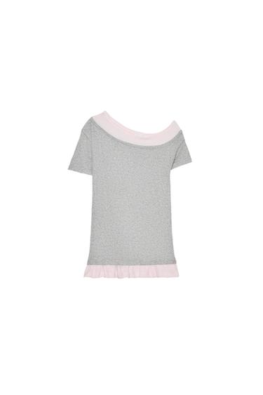 Front view of a grey marl T-shirt with an asymmetric neckline, short sleeves and a double-effect detail in pink on the neck and hem.