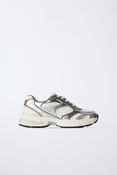ZAPATILLA DEPORTIVA REJILLA - Plata de Zara - Imagen 0
