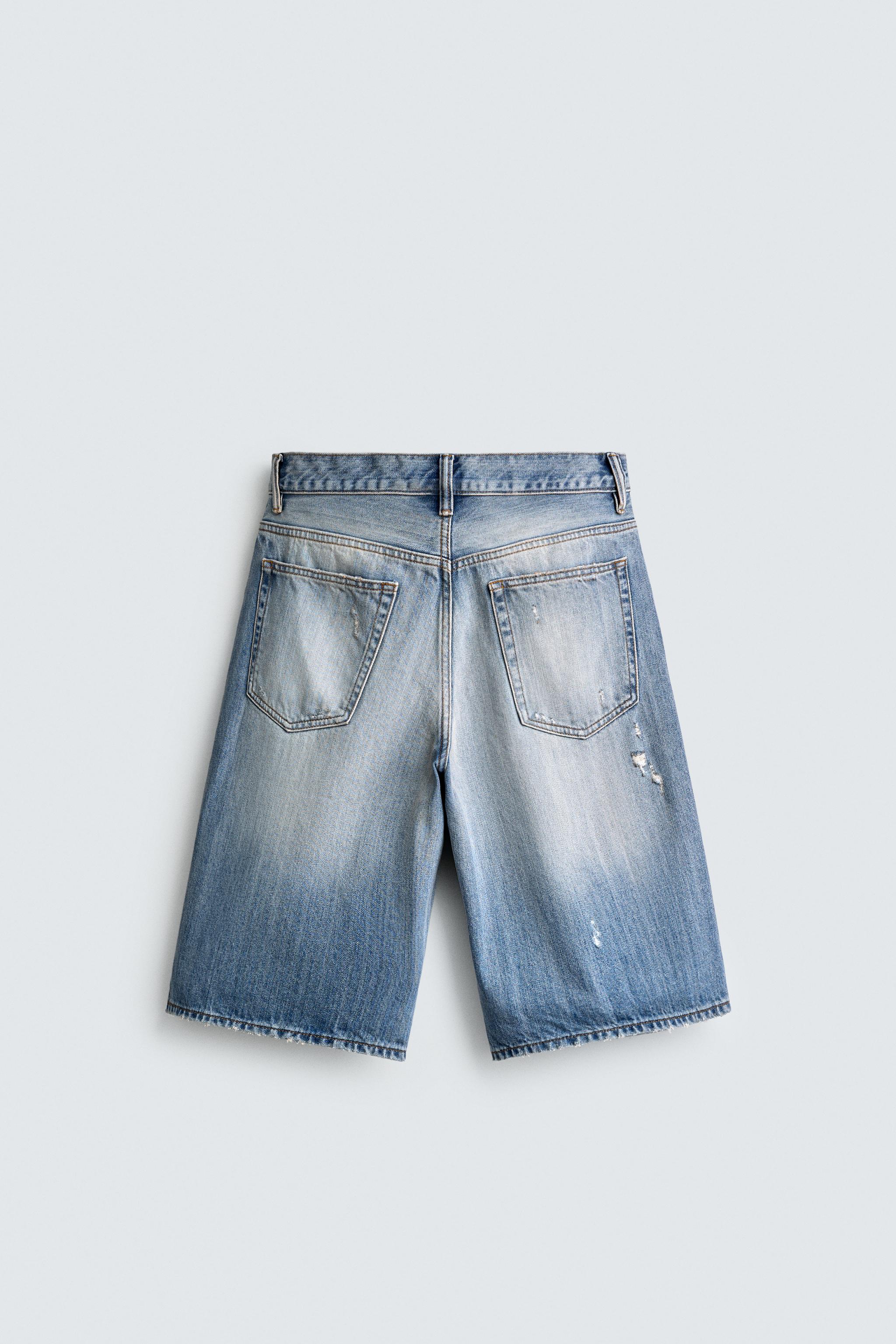 BERMUDA BAGGY EN JEAN DÉCHIRÉ
