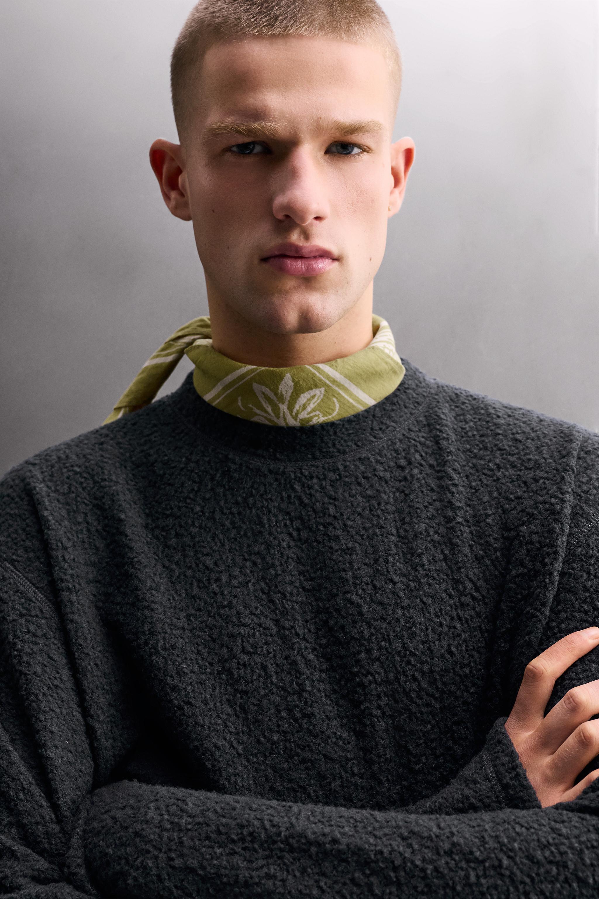 TEXTURED WOOL BLEND SWEATSHIRT