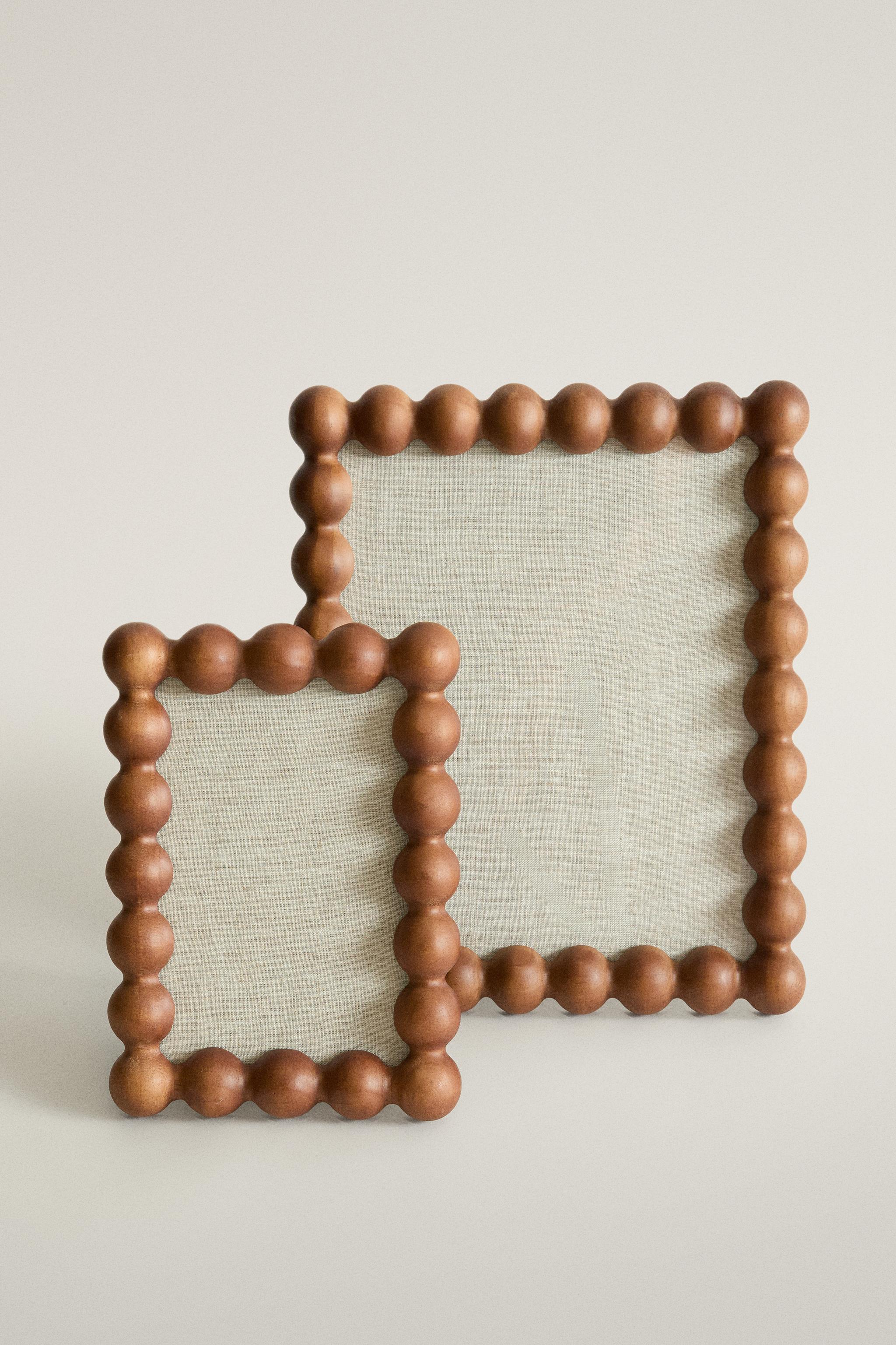 WOODEN BEADED PICTURE FRAME