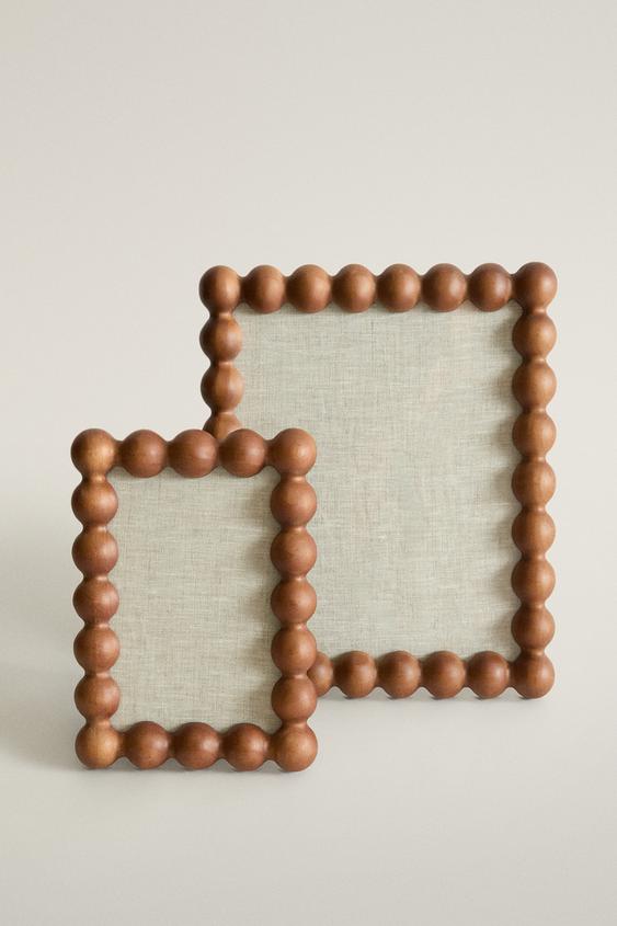 BEADED WOODEN PHOTO FRAME - Dark brown by Zara - Image 0