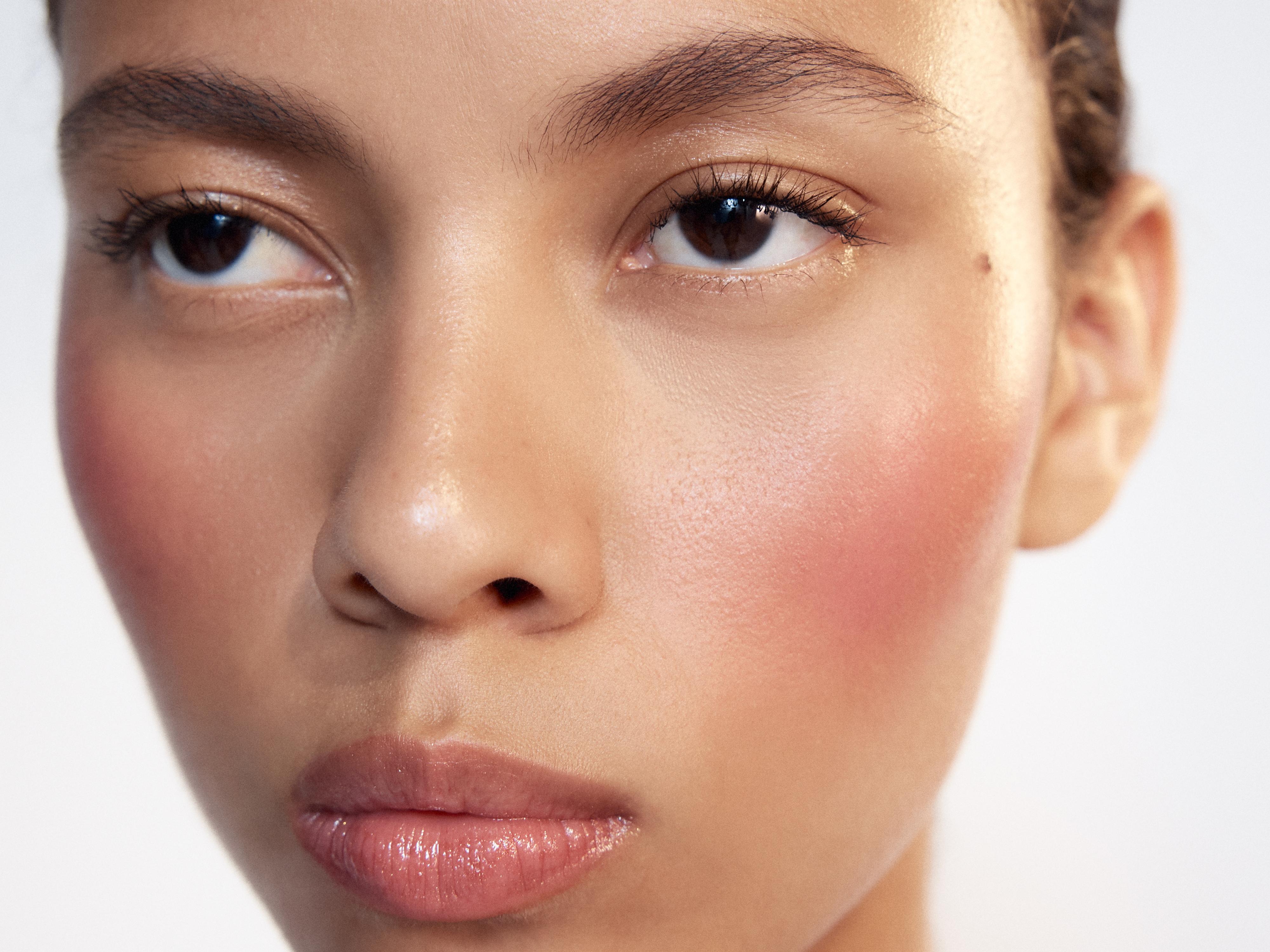 COLOR CODE BLUSH STICK WHISPER PINK — WHISPER PINK