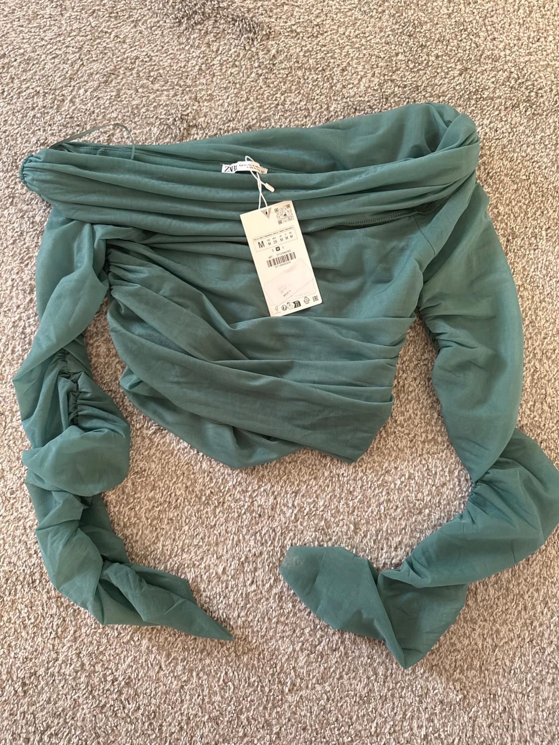 RUCHED ORGANZA TOP