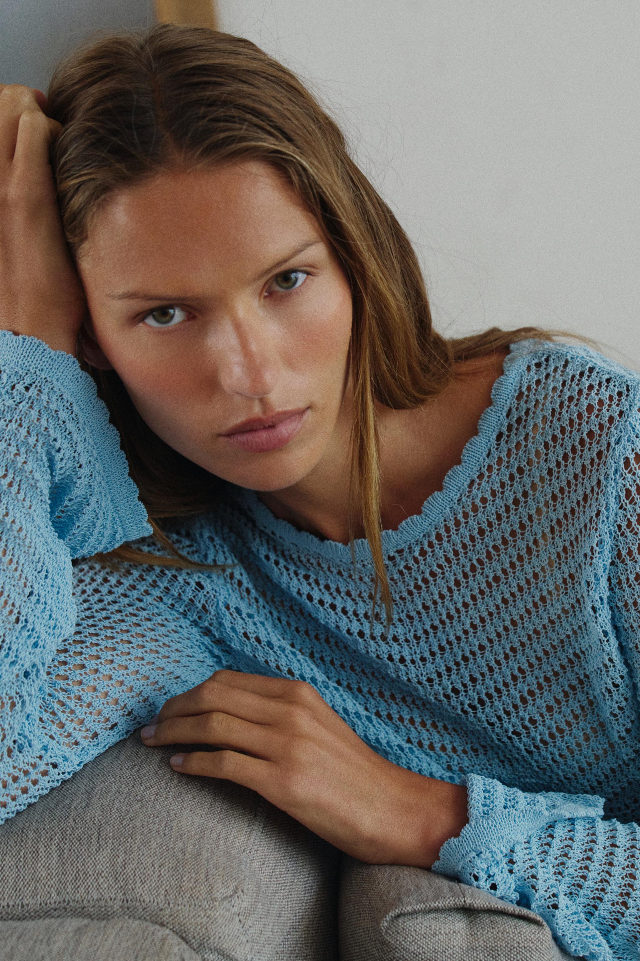 FLARED SLEEVE KNIT JUMPER