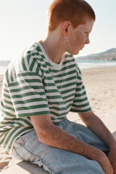 СМУГАСТА ФУТБОЛКА HEAVY WEIGHT З НАПИСОМ - у смужку Zara