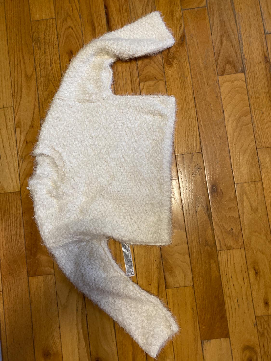 CHENILLE SWEATSHIRT - Image 3