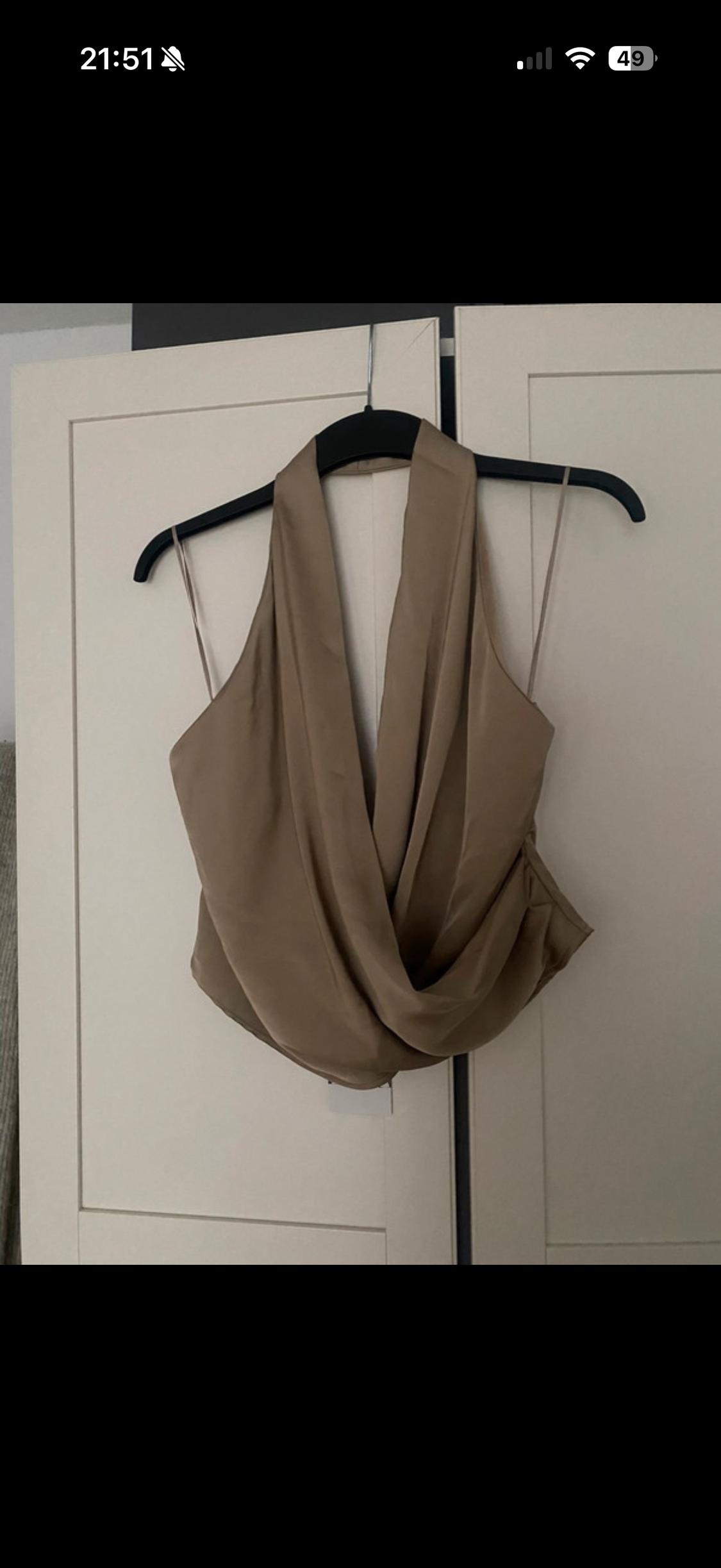 SATIN HALTER TOP - Image 2