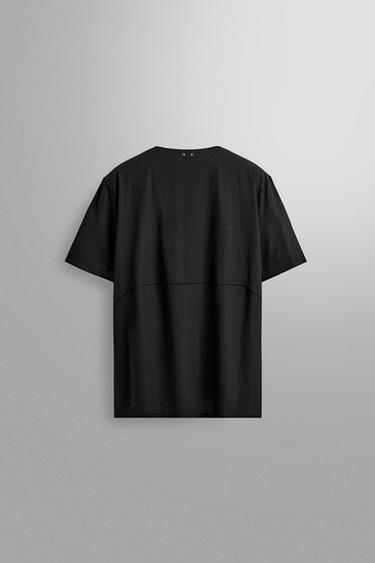 تيشرت تقني مزخرف - أسود by Zara