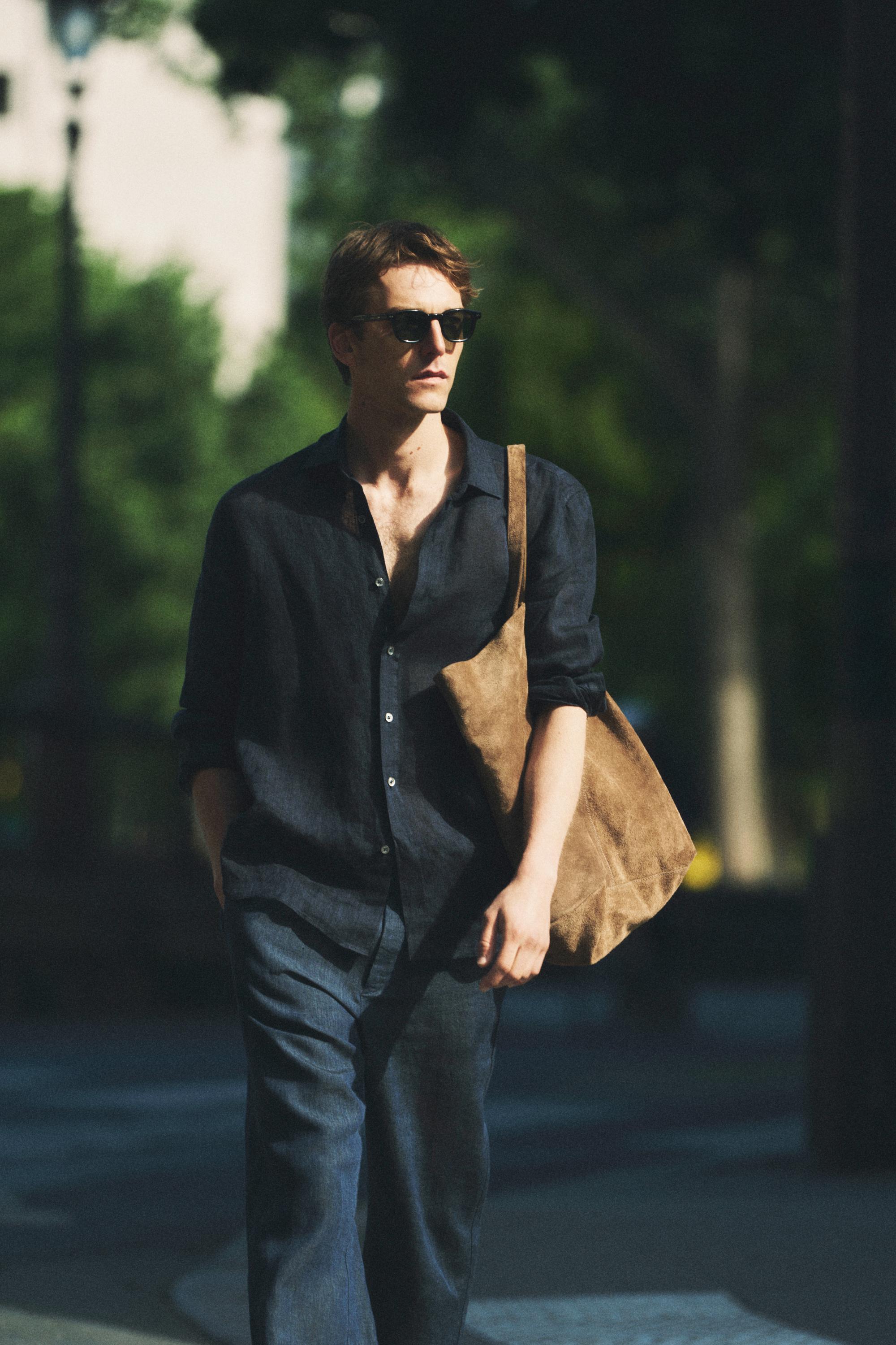 Regular fit 100% linen shirt — Navy blue