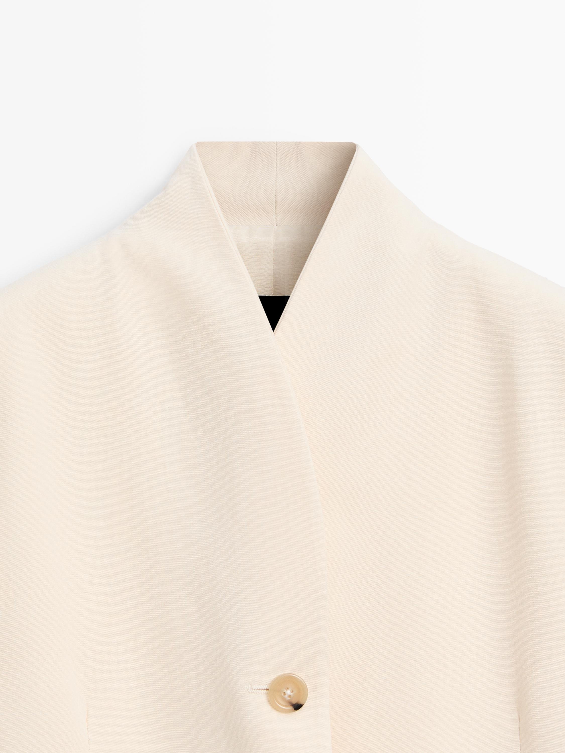 High neck satin blazer