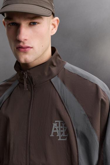 COLOUR BLOCK FOOTBALL TECHNICAL JACKET - Burgundy by Zara