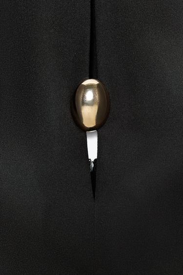 ROBE COURTE DÉCOR DORÉ - Noir de Zara - Image 6