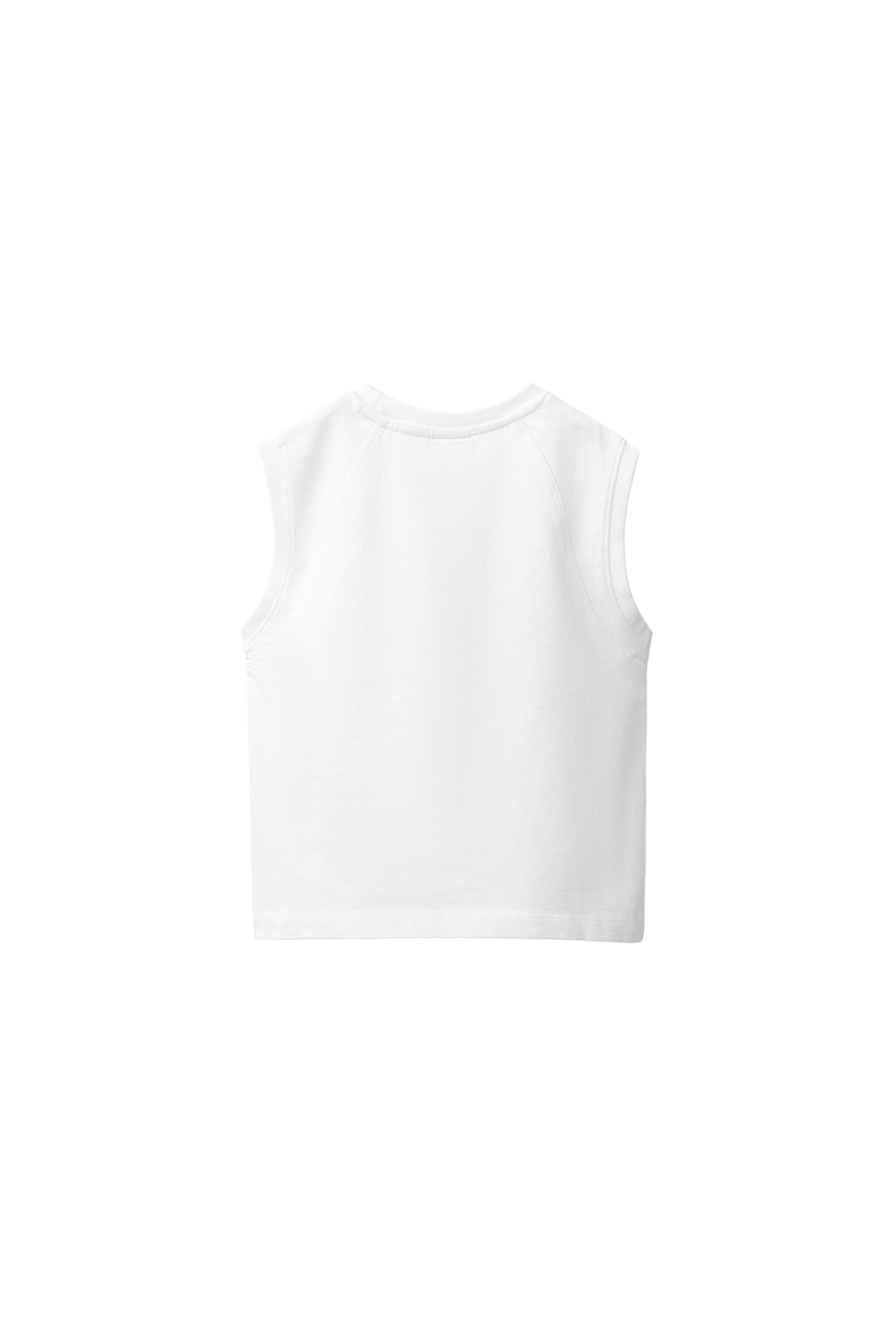 PLAIN SLEEVELESS TOP — White