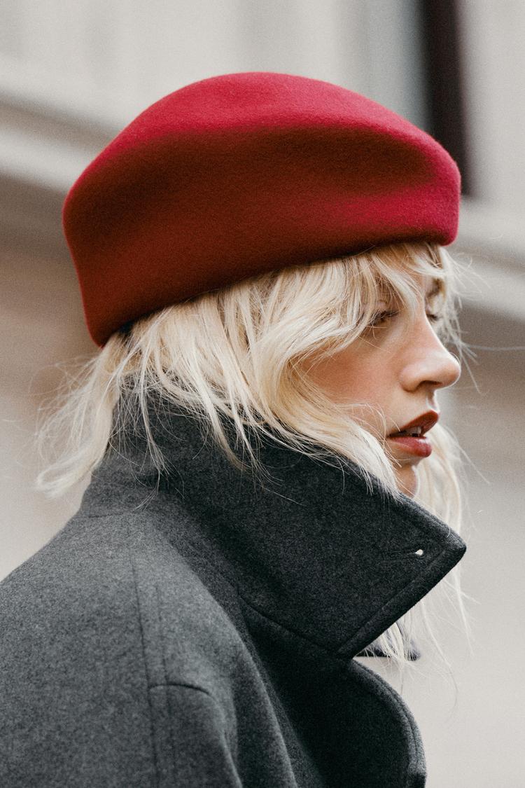100% WOOL PLAIN BEANIE — Red