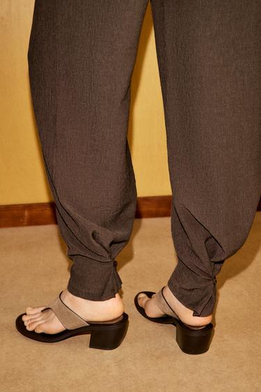 PANTALON TEXTURÉ À FOULARD - Marron de Zara - Image 3