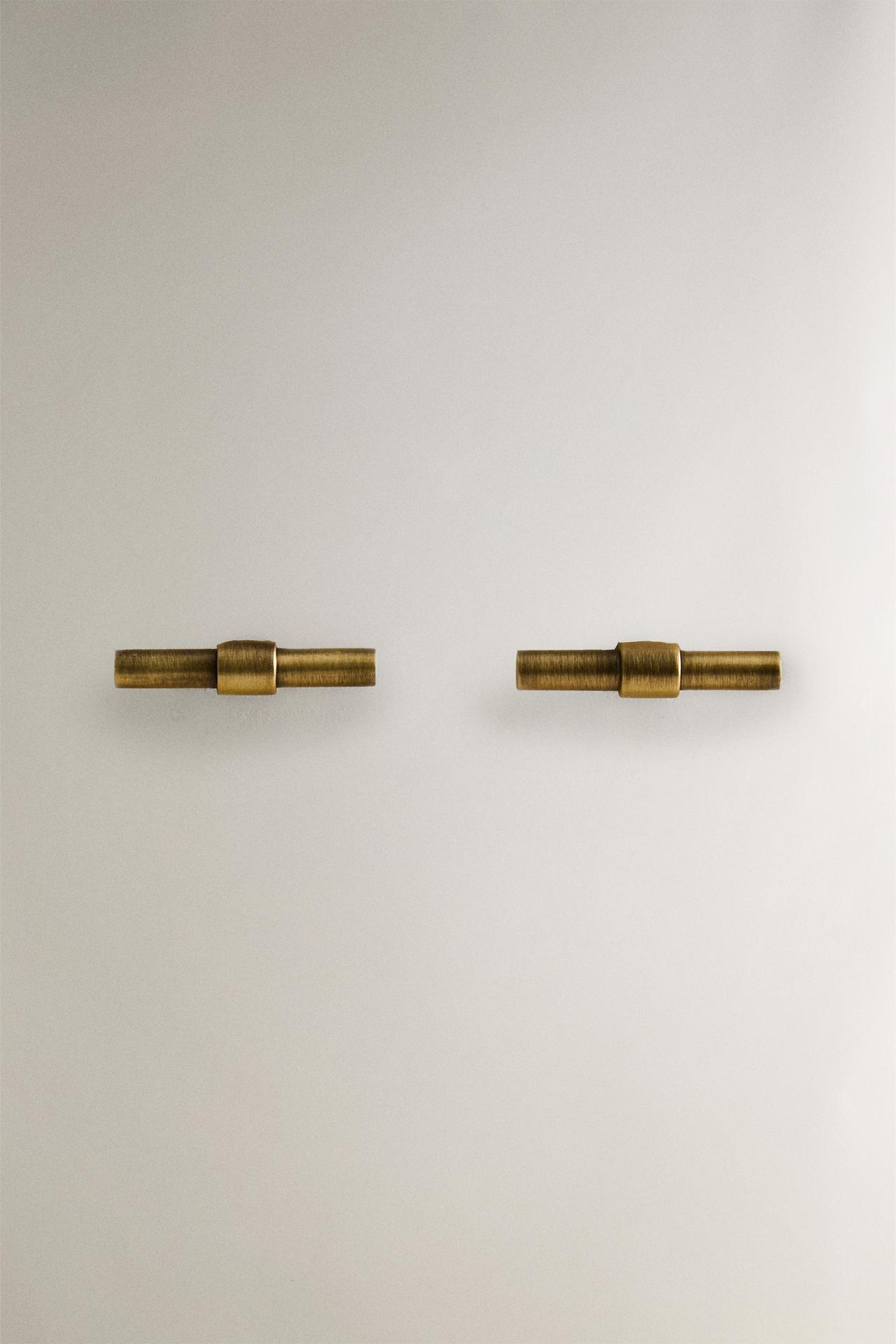 SET OF GOLD METALLIC KNOBS (SET OF 2) — Golden