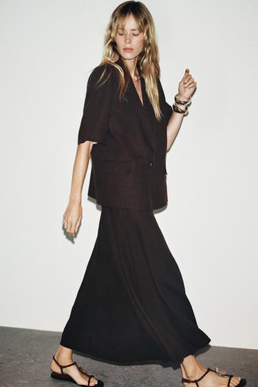 BLAZER AVEC LIN MANCHES COURTES - Marron de Zara