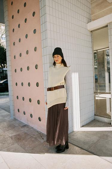 FALDA ENCAJE GODETS - Marrón oscuro de Zara