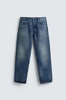 SLIM STRAIGHT FIT JEANS