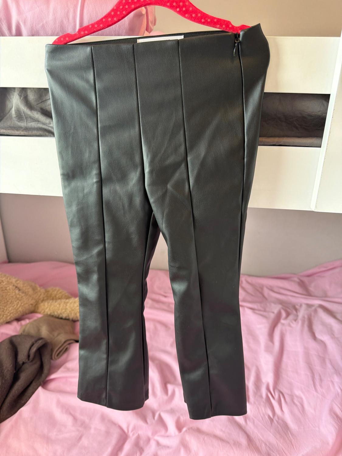 FAUX LEATHER FLARED LEGGINGS - Image 4