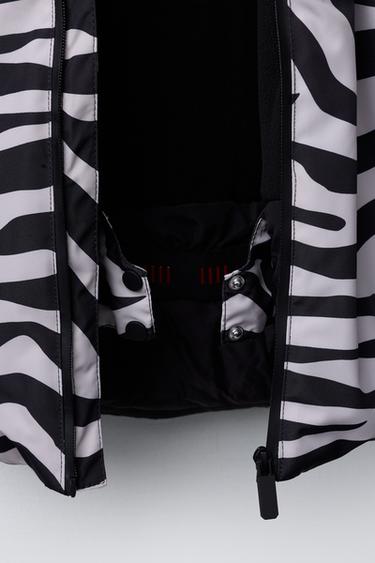 VESTE RÉSISTANTE À L'EAU ET AU VENT ZÈBRE - Noir / Écru de Zara - Image 8