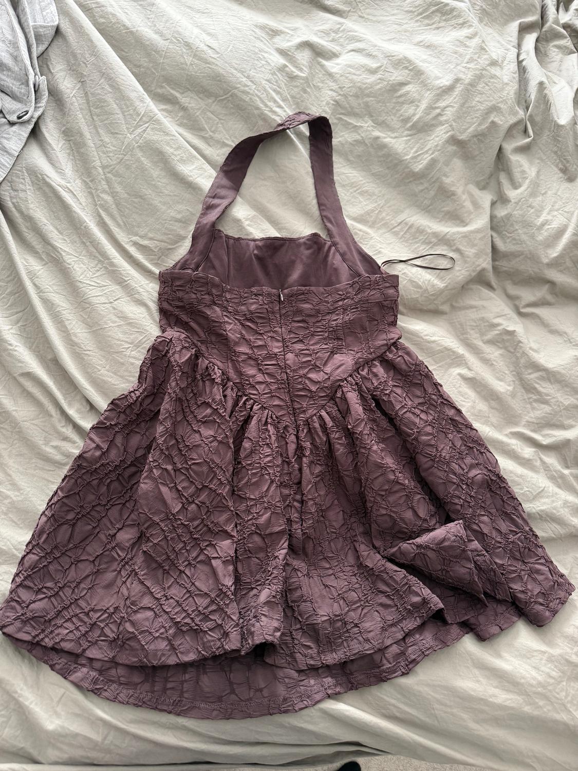 TEXTURED HALTER DRESS - Image 3