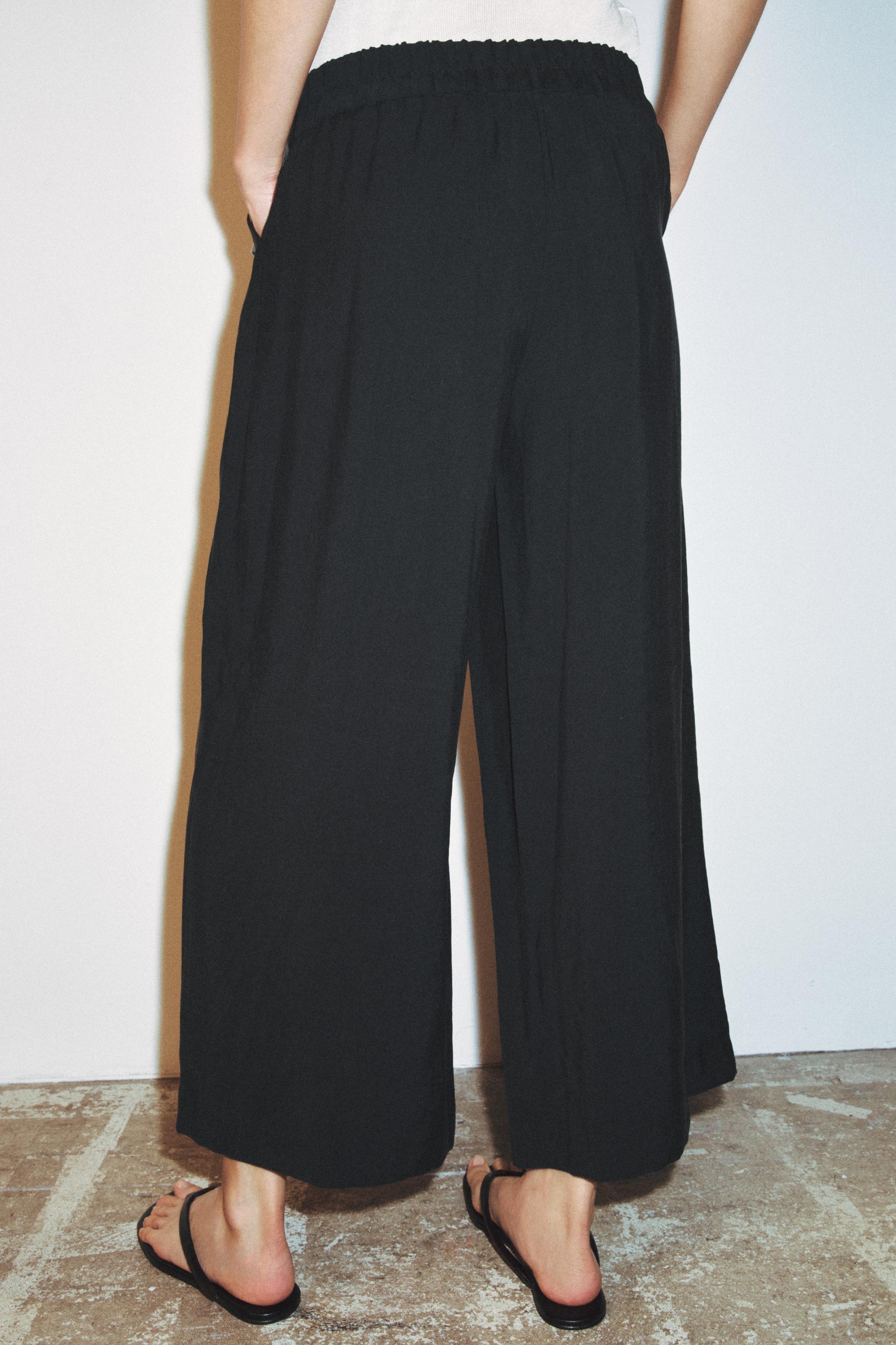 PLEATED CULOTTE PANTS