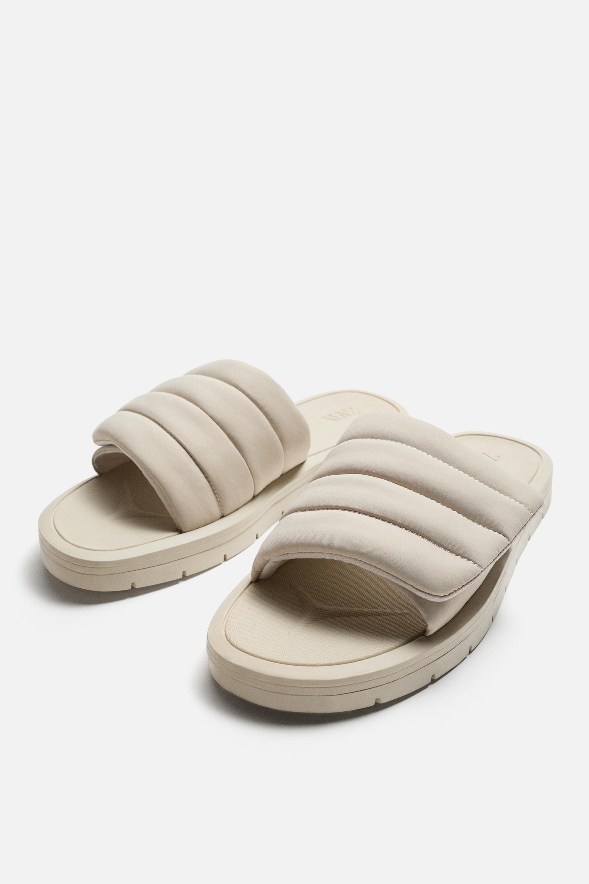 Men s Sliders Explore our New Arrivals ZARA United Arab Emirates