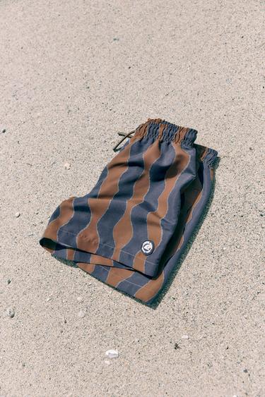 {navn} - {farge} for Zara