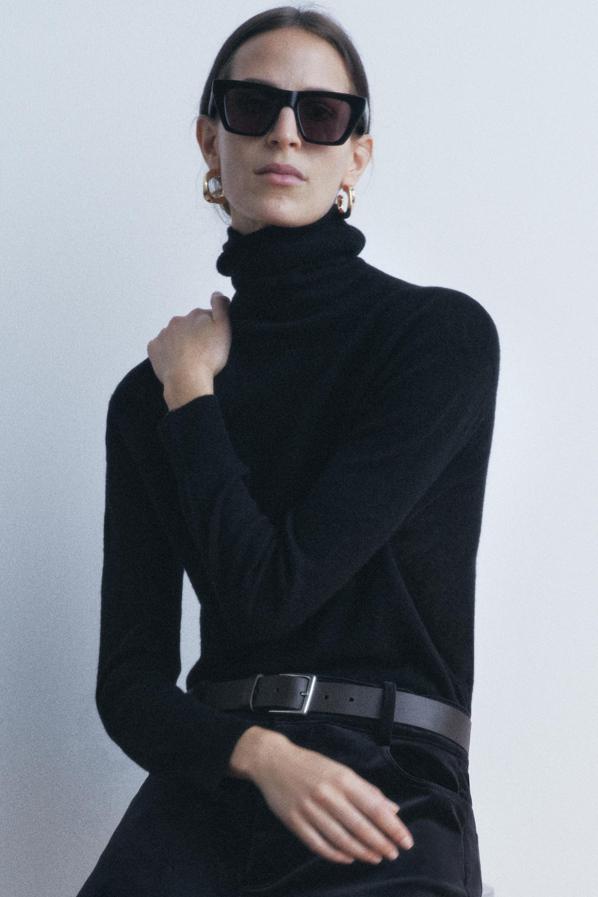 Women s Black Jumper Explore our New Arrivals ZARA Iceland