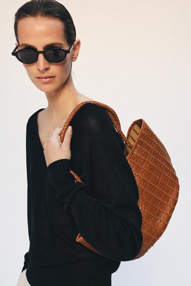 BRAIDED LEATHER BAG - Beige by Zara