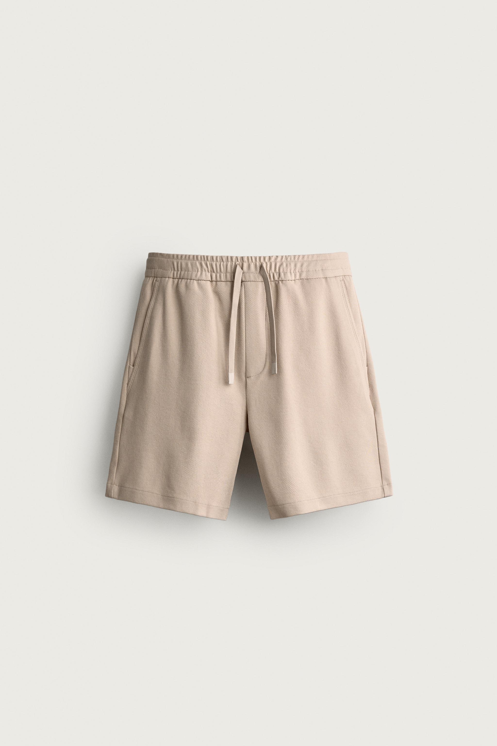 COMFORT TEXTURED SHORTS — Beige