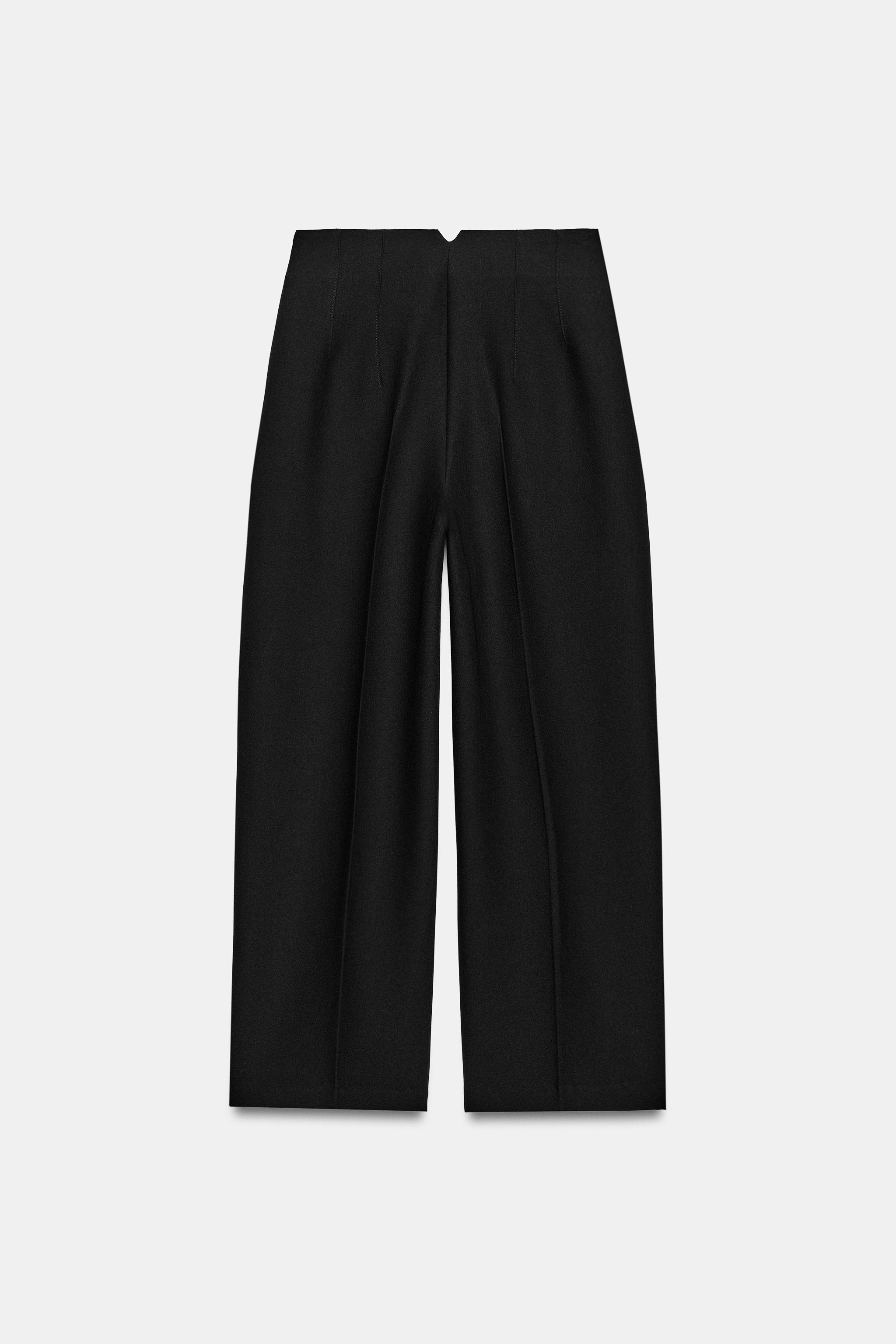 HIGH-RISE BARREL-LEG PANTS