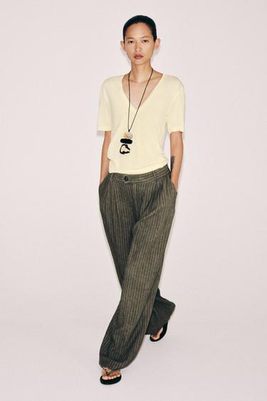 HAUT FLUIDE COL EN V - Jaune de Zara - Image 3