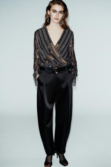 Zara SATIN BARREL BELTED PANTS - Black