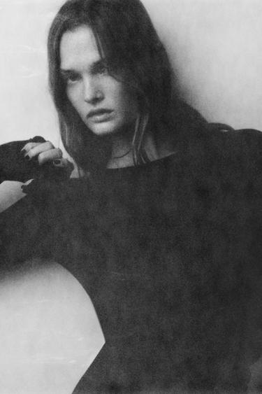 SUPIMA® LONG SLEEVE T-SHIRT - Black by Zara - Image 5